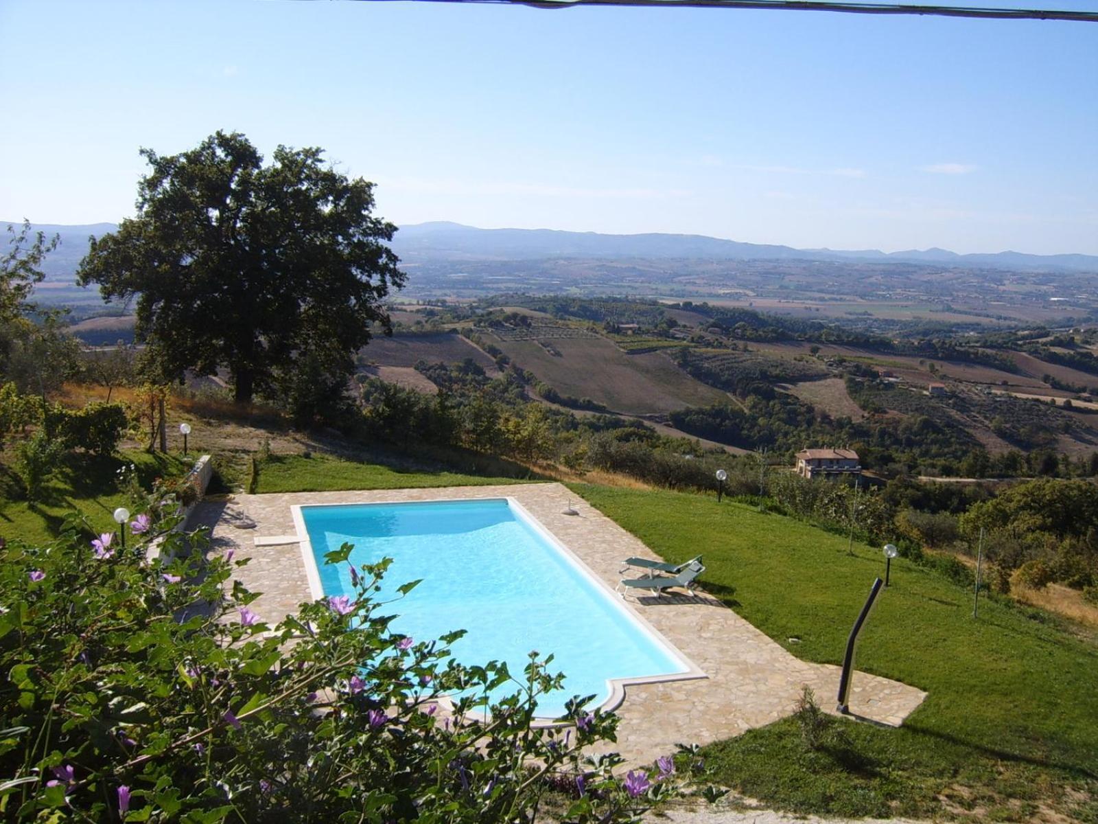 Collazzone San Giovanni Al Monte מראה חיצוני תמונה